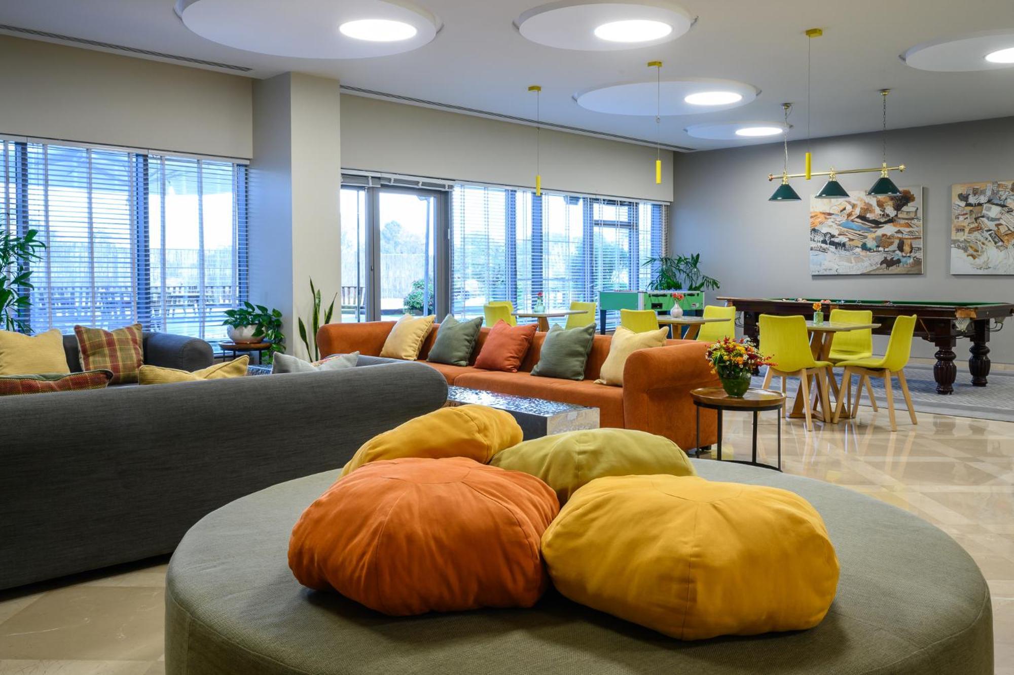 Sadot Hotel Ben Gurion Airport - An Atlas Boutique Hotel Beer Yaakov Экстерьер фото