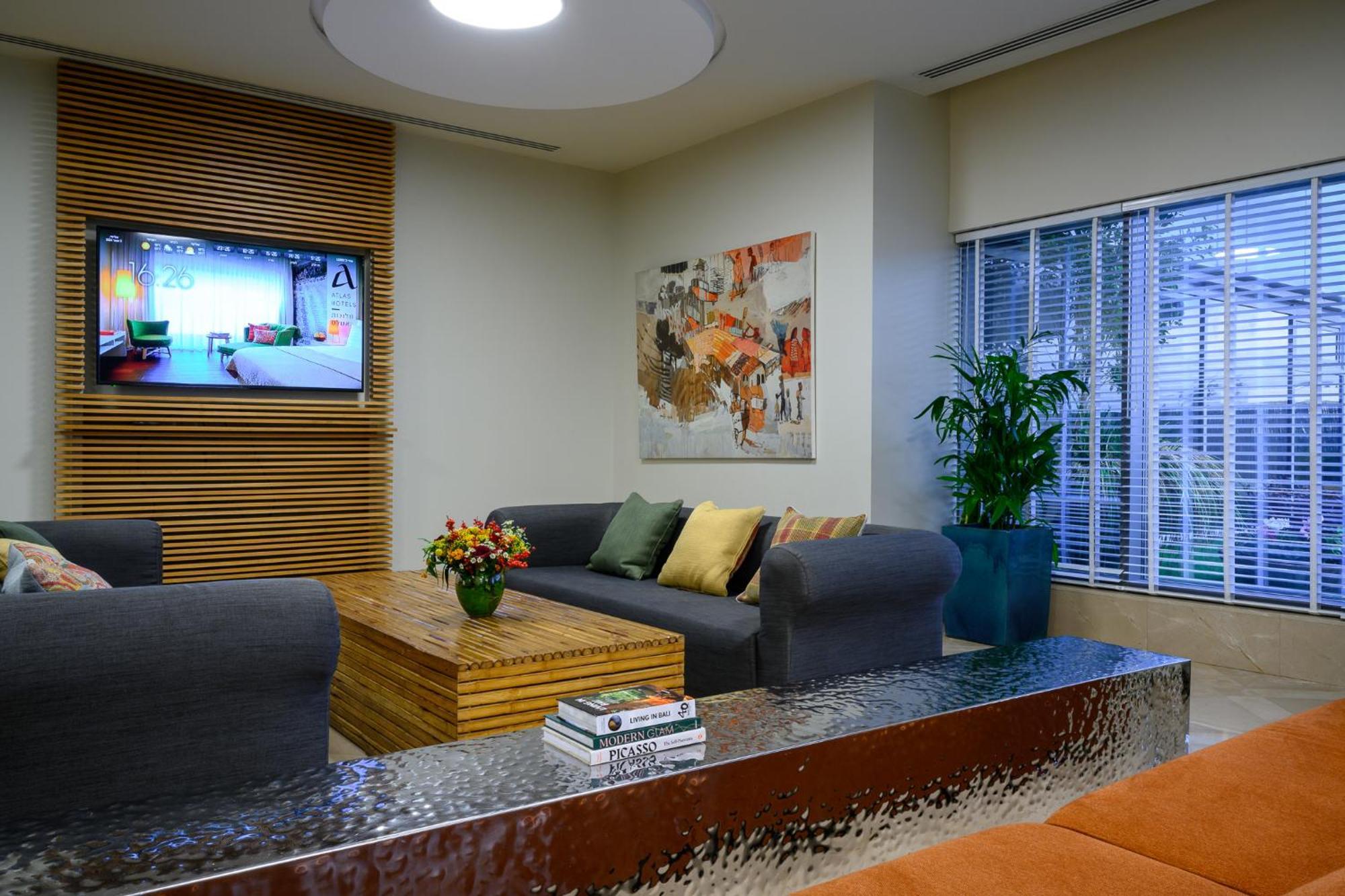 Sadot Hotel Ben Gurion Airport - An Atlas Boutique Hotel Beer Yaakov Экстерьер фото