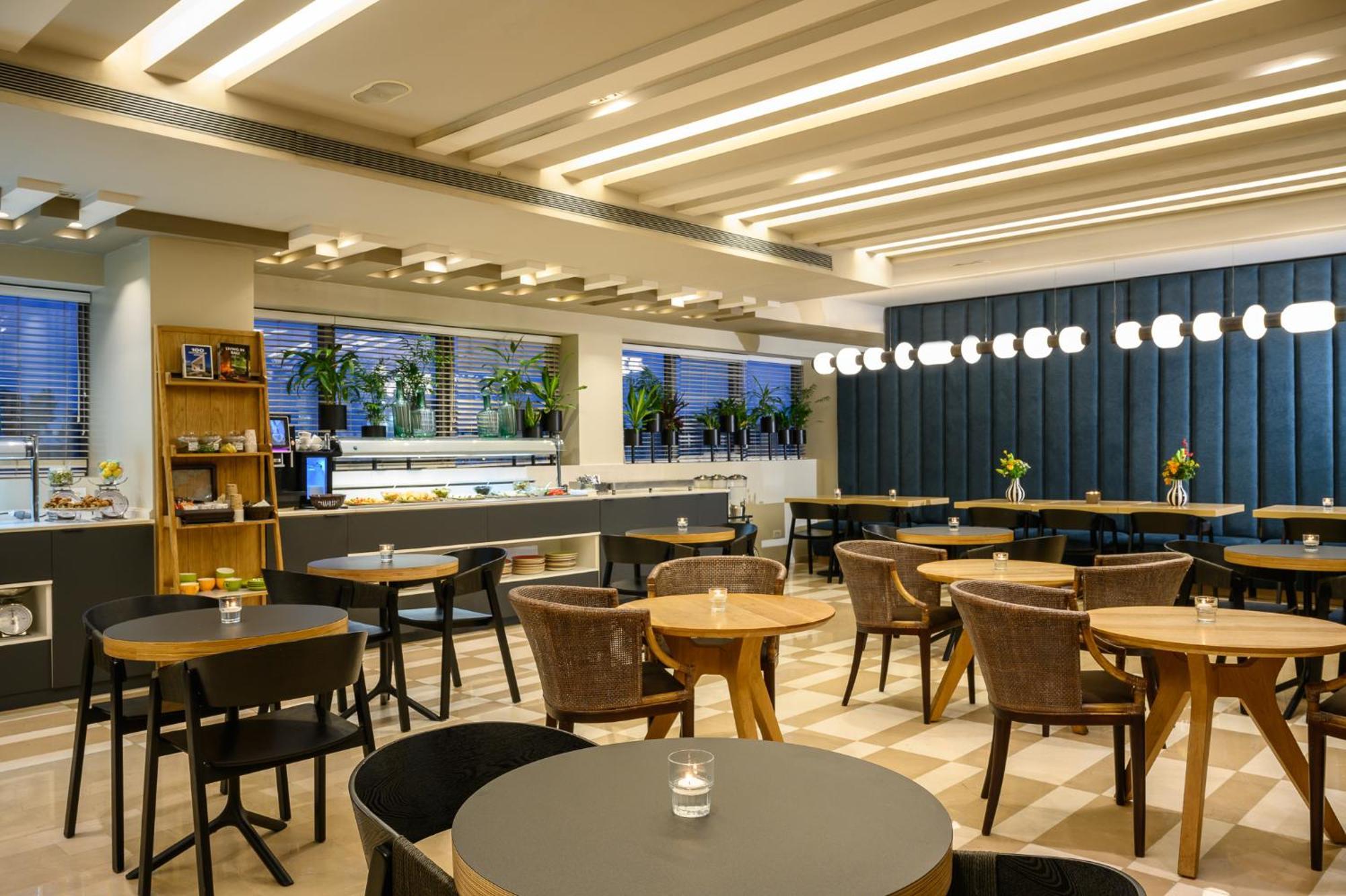 Sadot Hotel Ben Gurion Airport - An Atlas Boutique Hotel Beer Yaakov Экстерьер фото